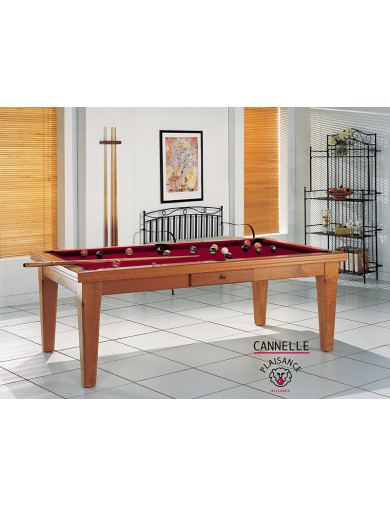 Billard sur table, en bordeaux couleur vin