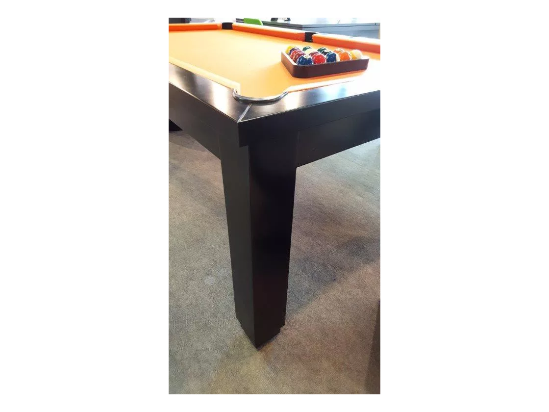Réhausse des pieds de billard avec vérins