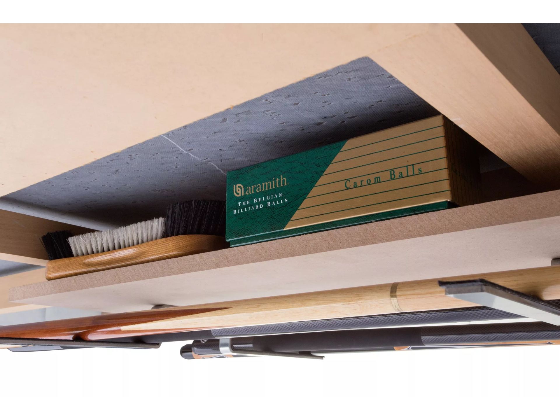 Rangement des accessoires billard
