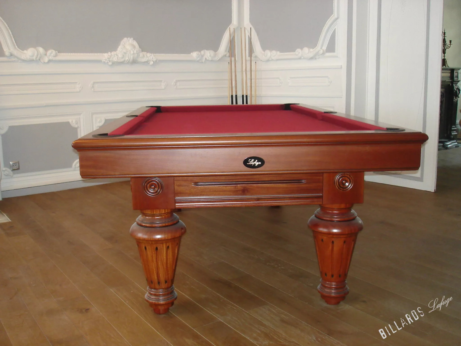 Billard table
