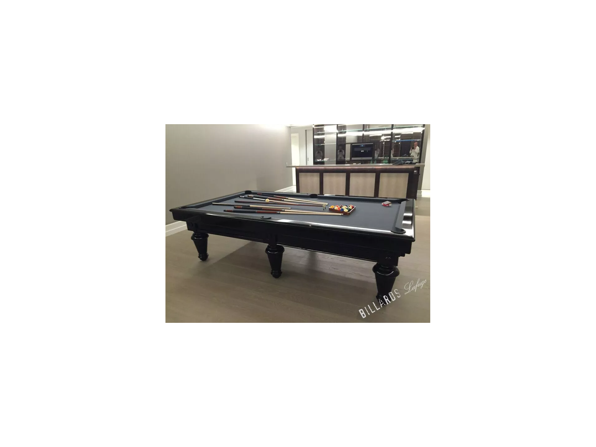 Billard noir en 2m80 transformable en table à manger