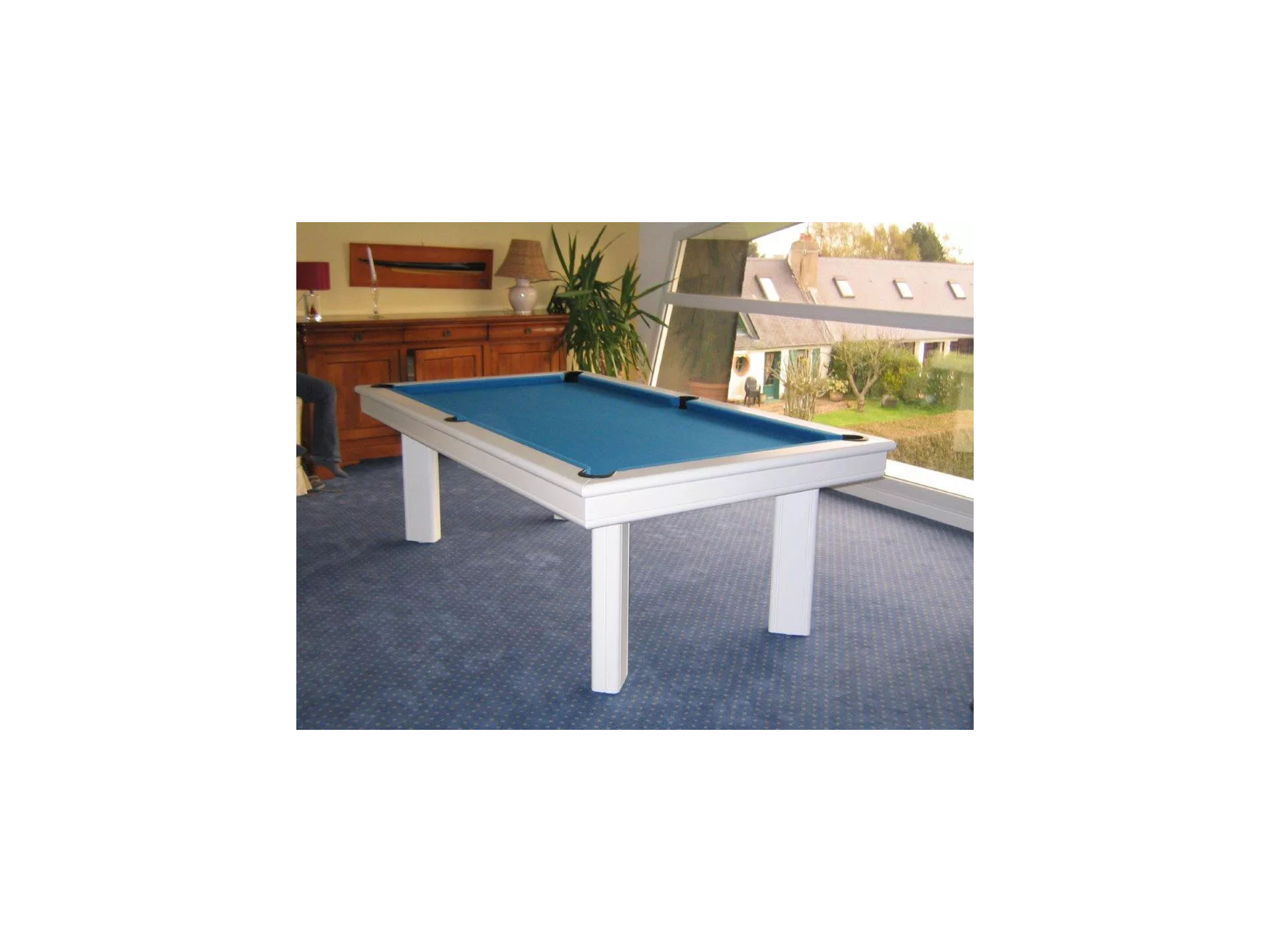Billard table
