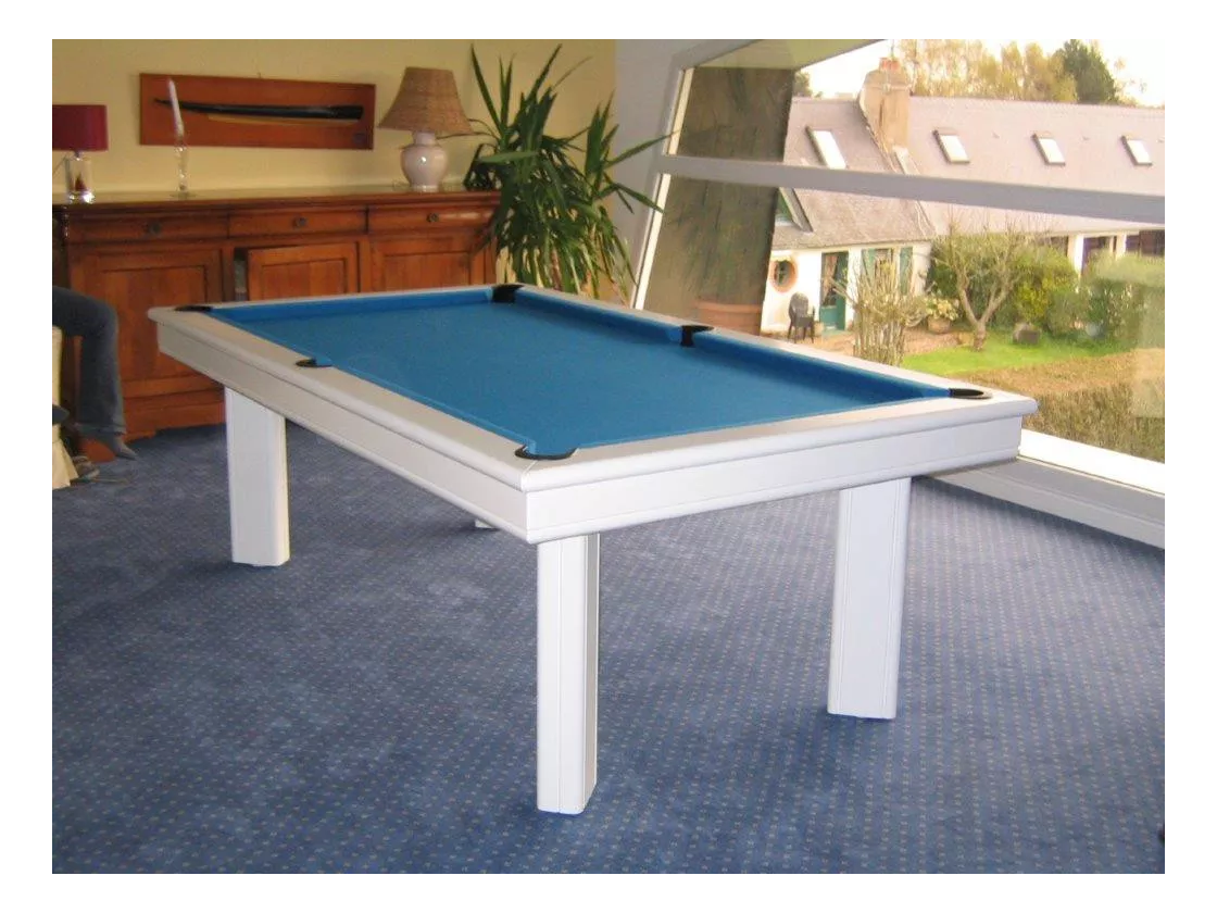 Billard table