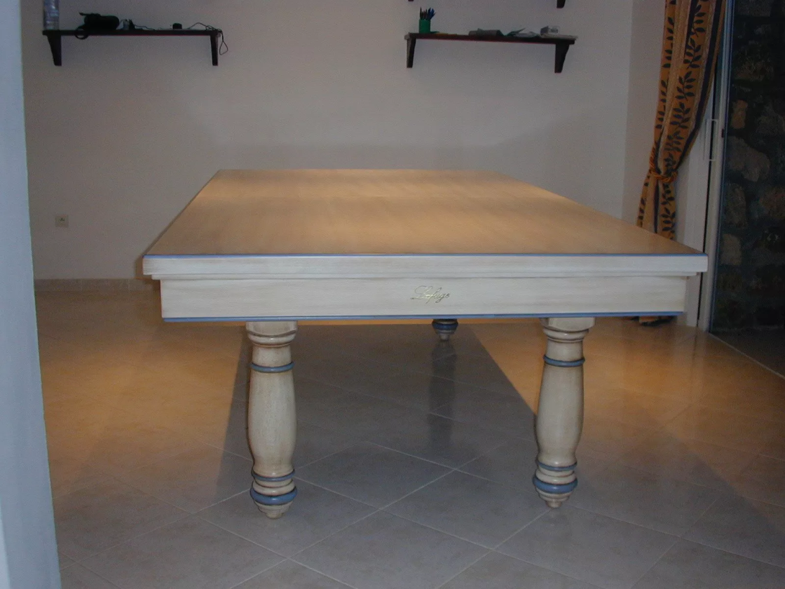 Billard table : Manoir Lafuge