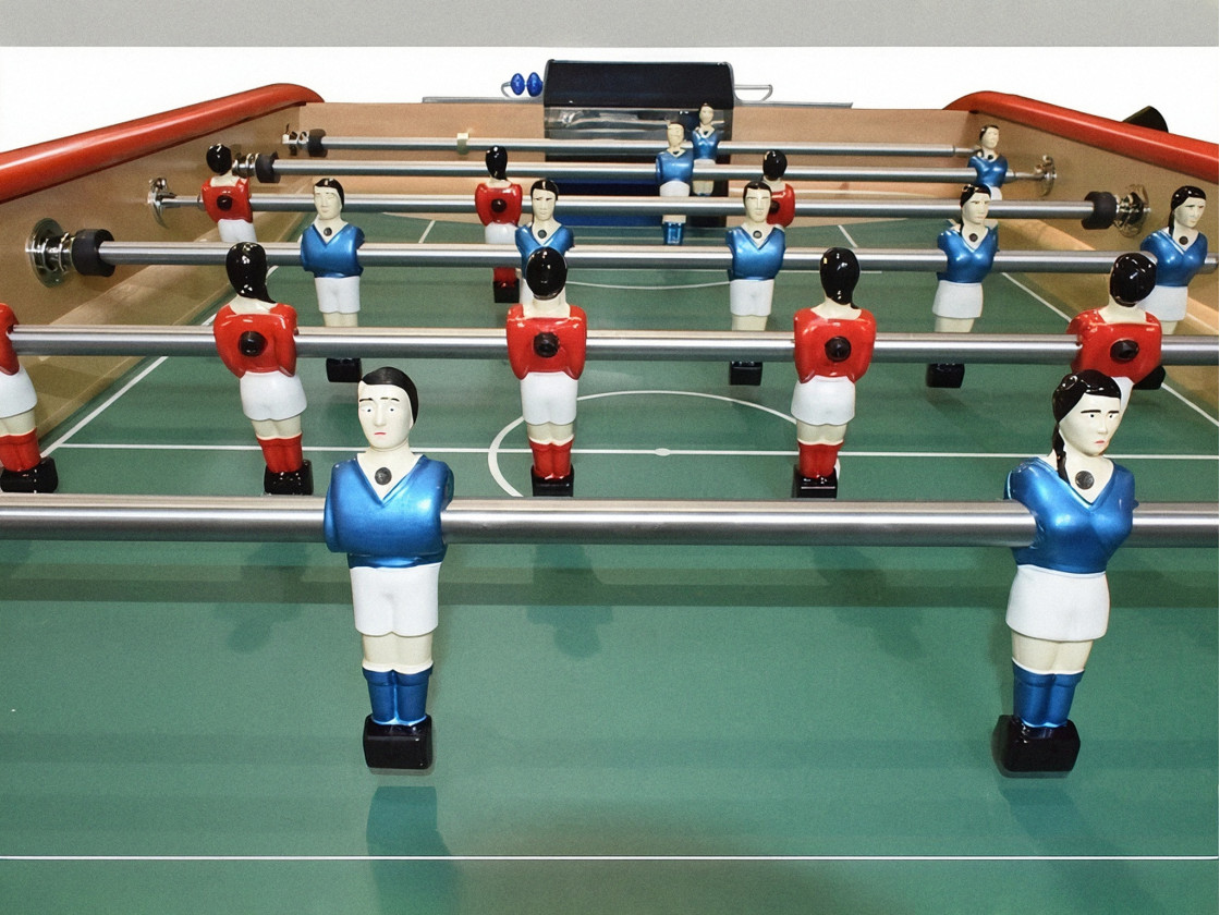 Baby foot Bonzini B60: monnayeur, hêtre massif | Billard De France