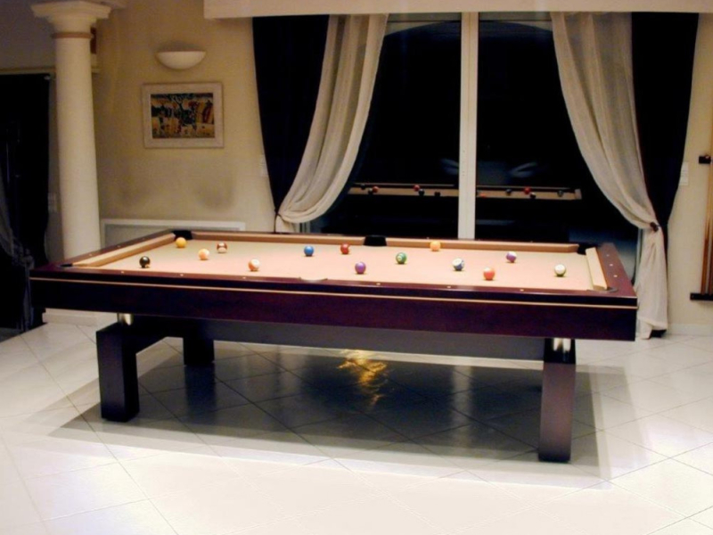 Grand billard américain et grand snooker