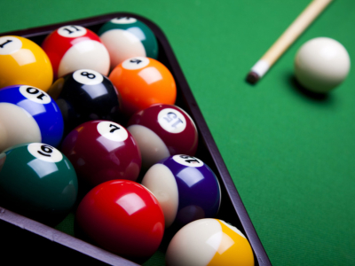 Placement des boules de billard dans un triangle